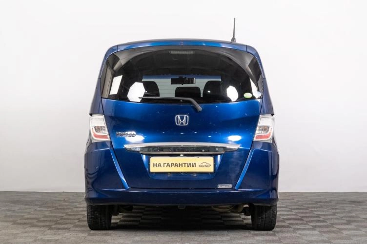 Honda Freed 4 из 6