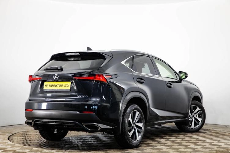 Lexus NX 4 из 6