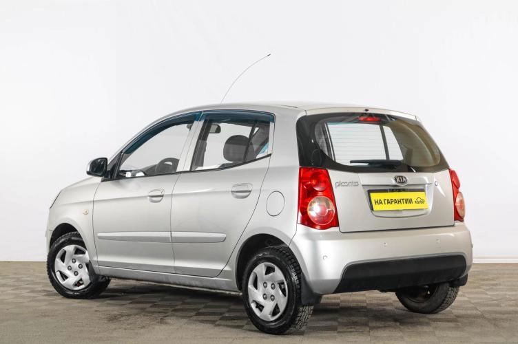 KIA Picanto 4 из 6