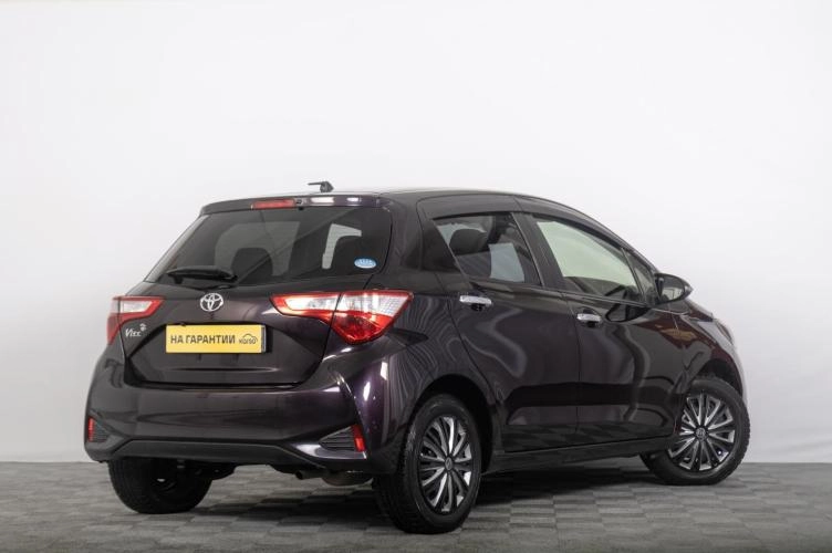 Toyota Vitz 6 из 6