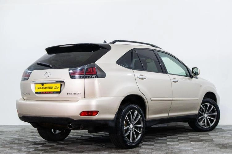 Lexus RX 4 из 6