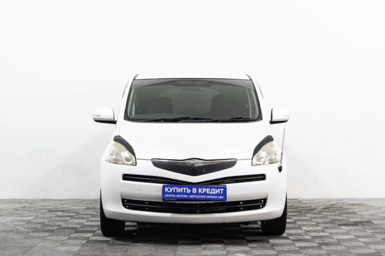 Toyota Ractis 2 из 6