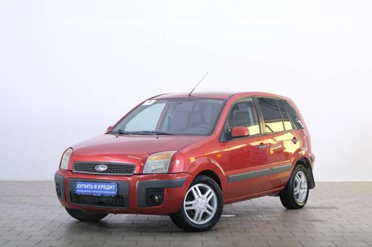 Ford Fusion 3 из 6