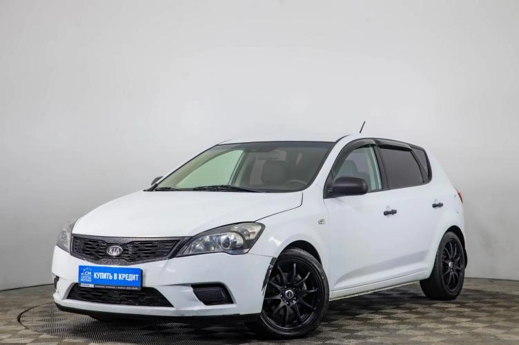 KIA cee'd 3 из 6