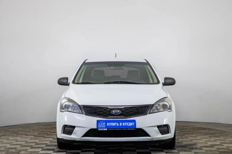 KIA cee'd 2 из 6