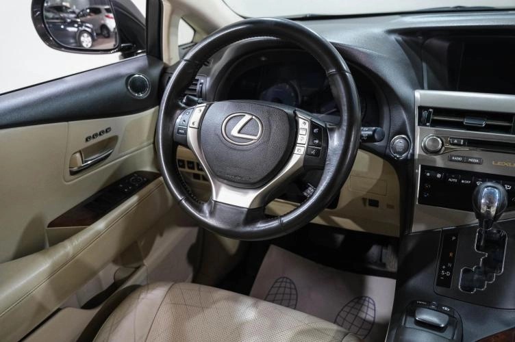 Lexus RX 16 из 43