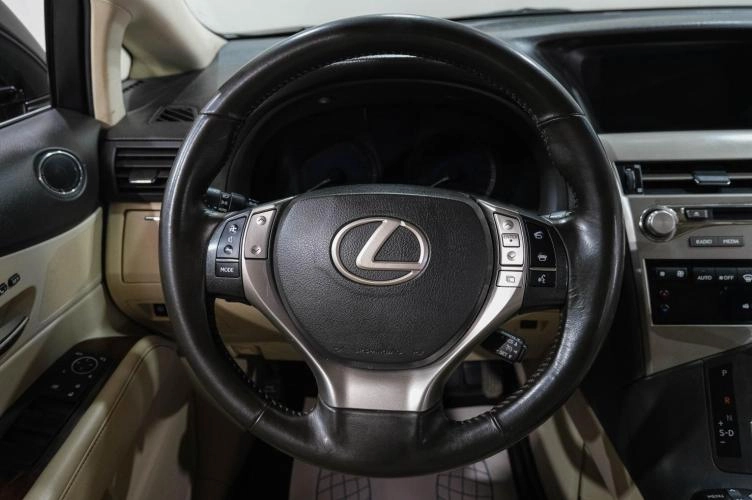 Lexus RX 19 из 43