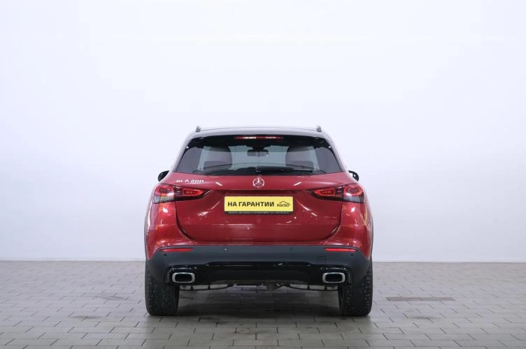 Mercedes-Benz GLA-класс 5 из 6