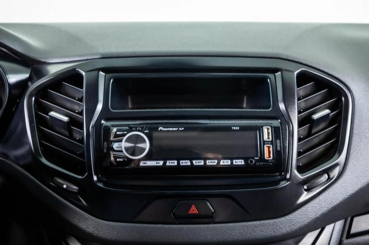 ВАЗ (LADA) Vesta 15 из 19