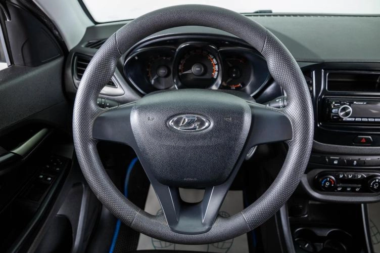 ВАЗ (LADA) Vesta 14 из 19