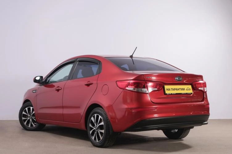 KIA Rio 4 из 6