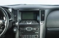 Infiniti QX70 10 из 19