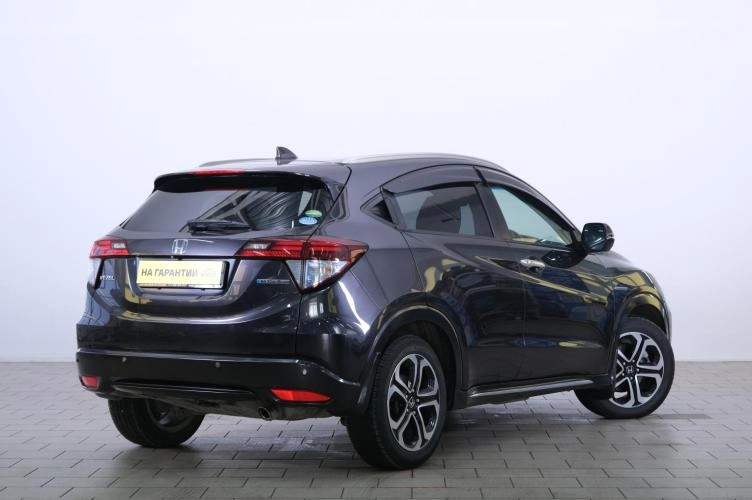 Honda Vezel 6 из 6