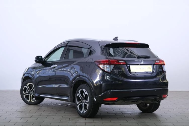 Honda Vezel 4 из 6