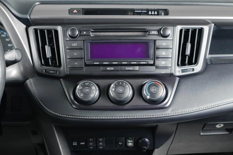 Toyota RAV4 16 из 19