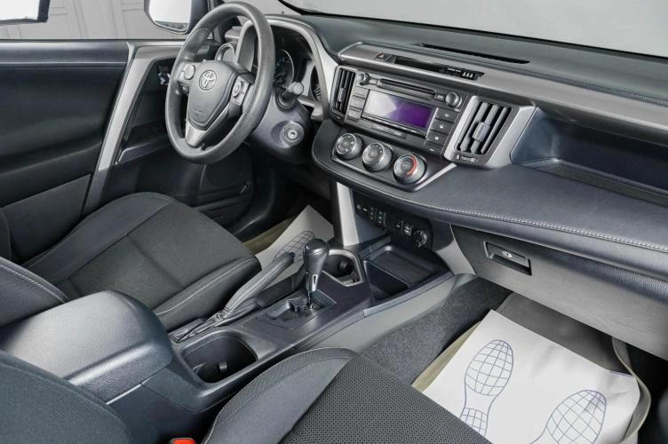 Toyota RAV4 10 из 19