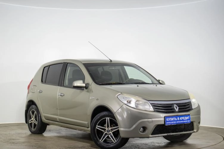 Renault Sandero 1 из 6