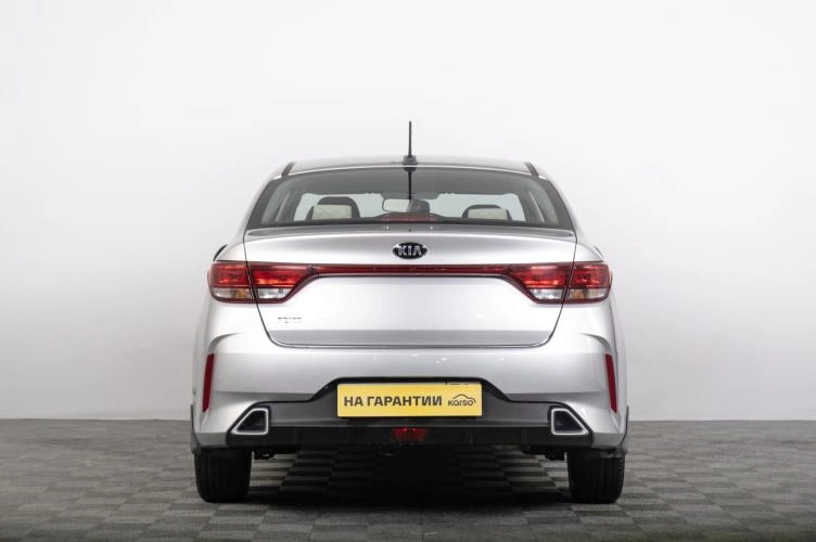 KIA Rio 4 из 6