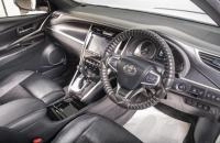 Toyota Harrier 8 из 20