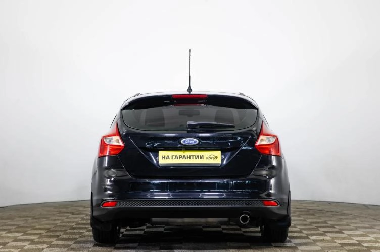 Ford Focus 5 из 6