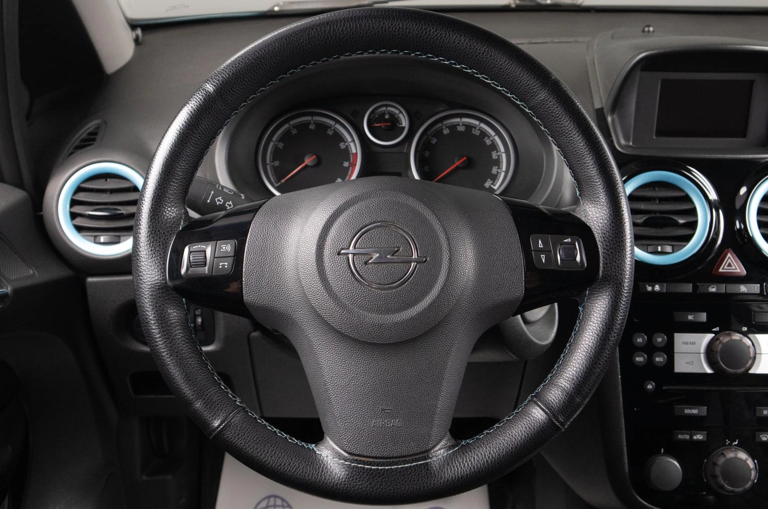 Opel Corsa 9 из 19