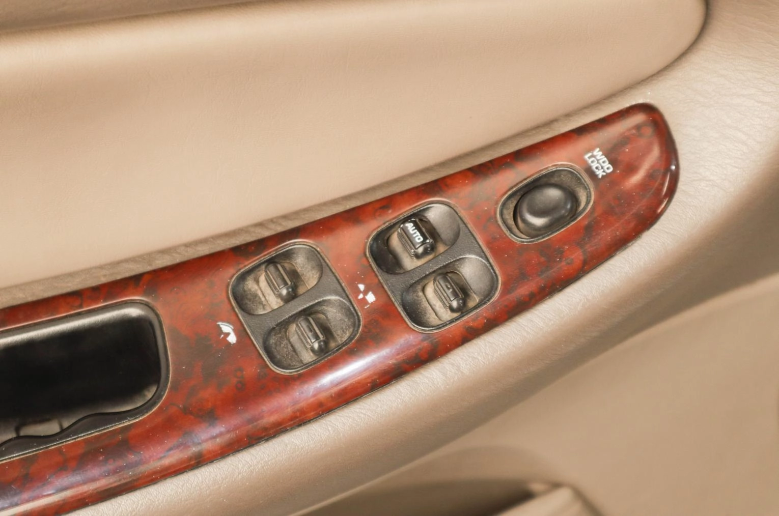 Chrysler Sebring 7 из 16
