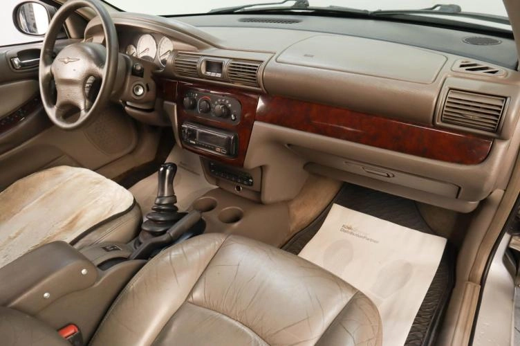 Chrysler Sebring 10 из 16