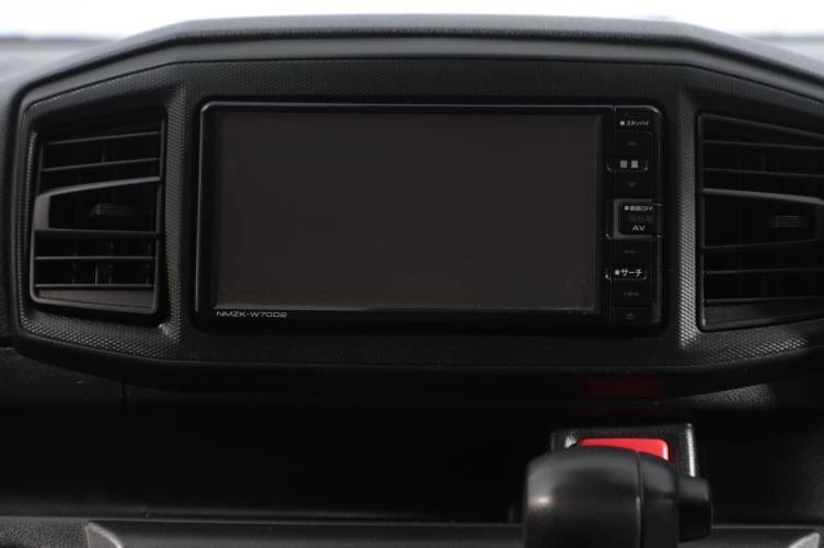 Daihatsu Mira e:S 10 из 15