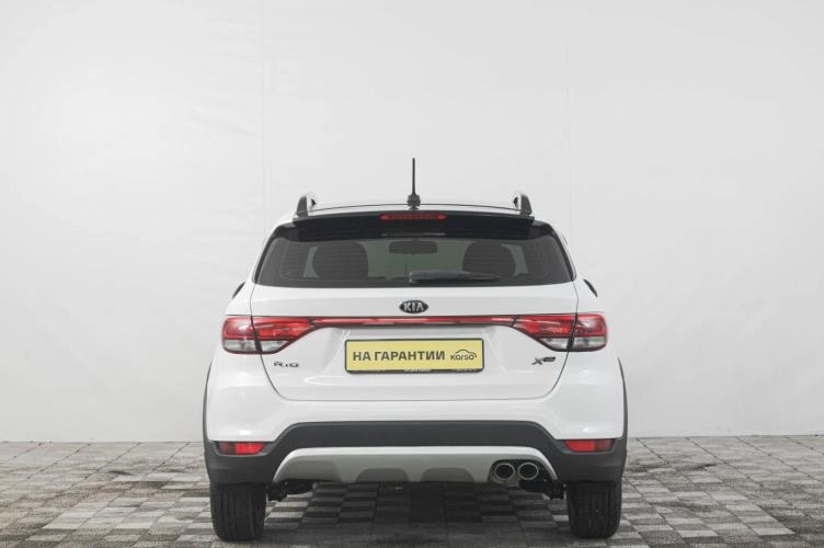 KIA Rio X-Line 5 из 6