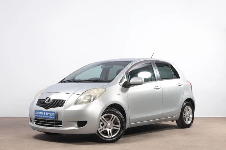 Toyota Vitz 3 из 6