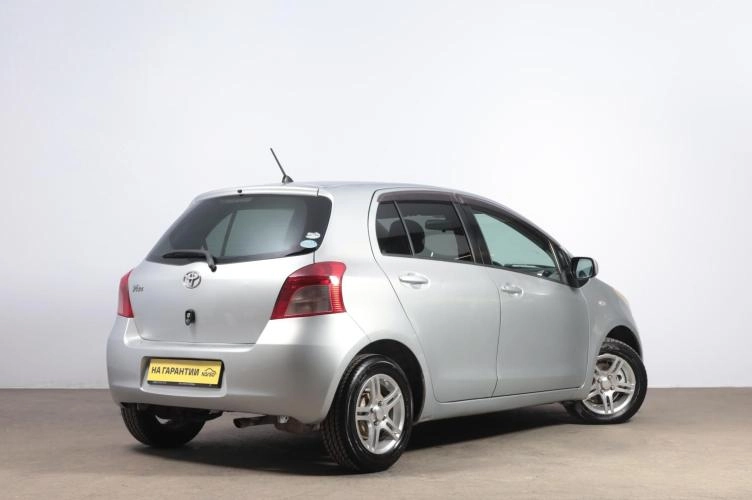 Toyota Vitz 6 из 6
