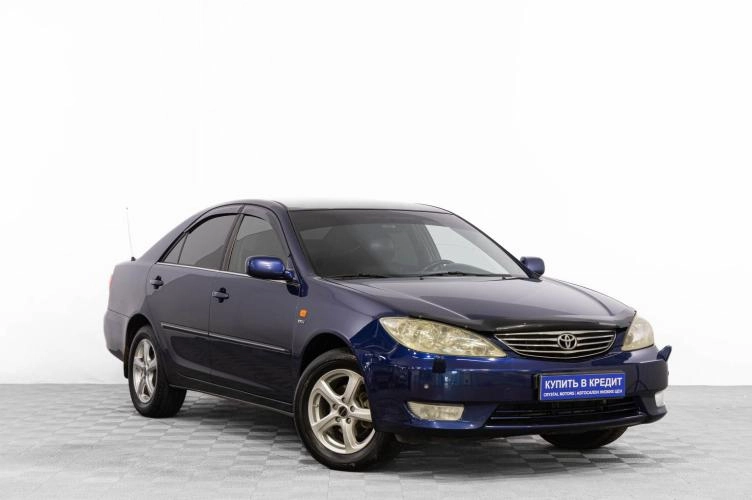 Toyota Camry 1 из 6