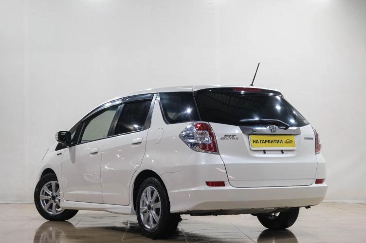 Honda Fit Shuttle 4 из 6