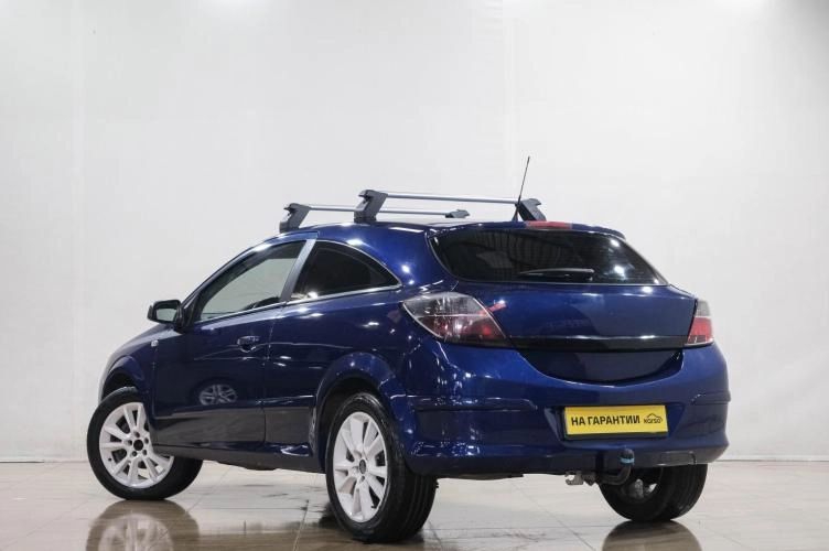 Opel Astra GTC 4 из 6
