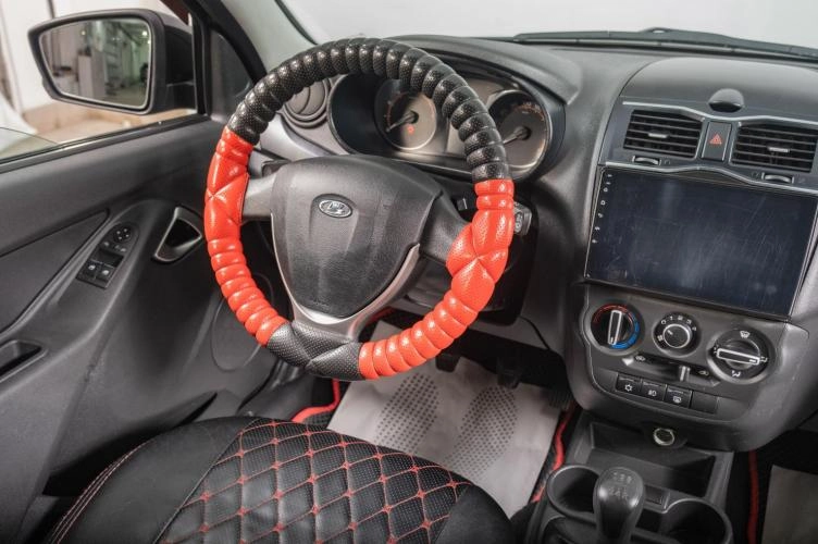 ВАЗ (LADA) Granta 7 из 15