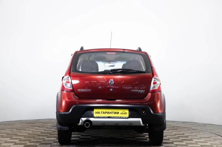 Renault Sandero 5 из 6