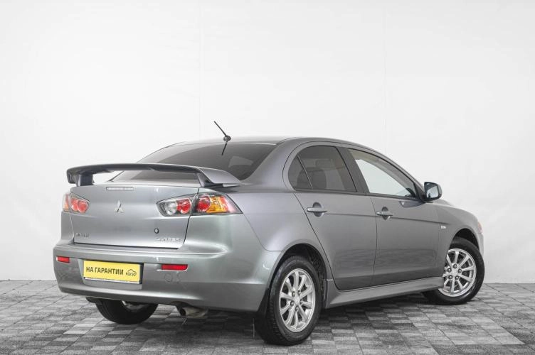 Mitsubishi Lancer 6 из 6
