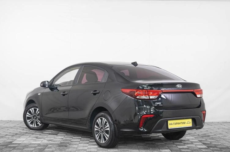 KIA Rio 4 из 6