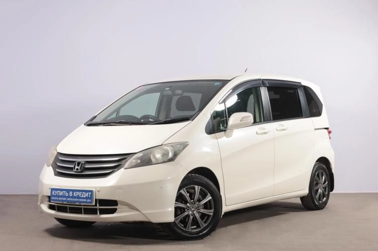 Honda Freed 3 из 6
