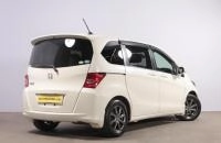 Honda Freed 6 из 17