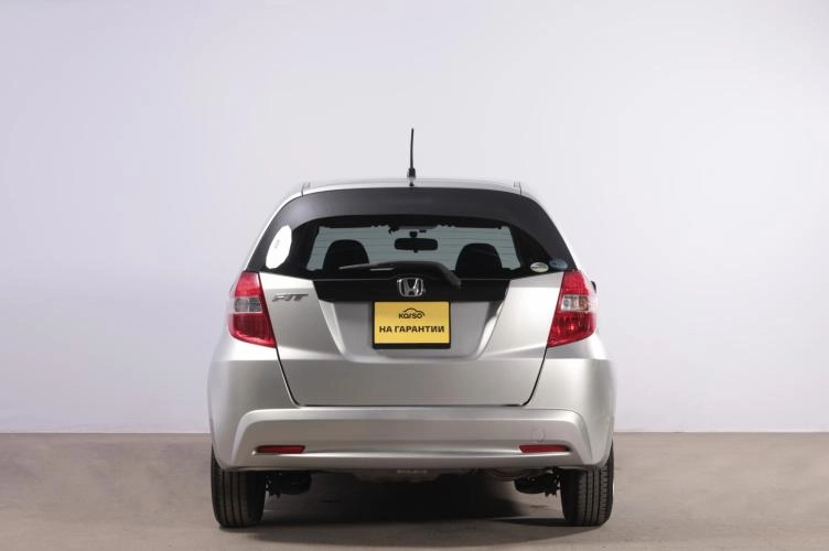 Honda Fit 5 из 6