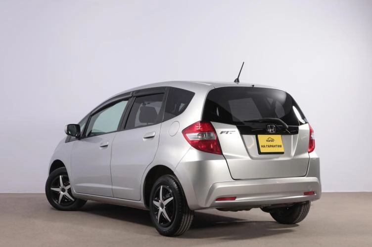 Honda Fit 4 из 6
