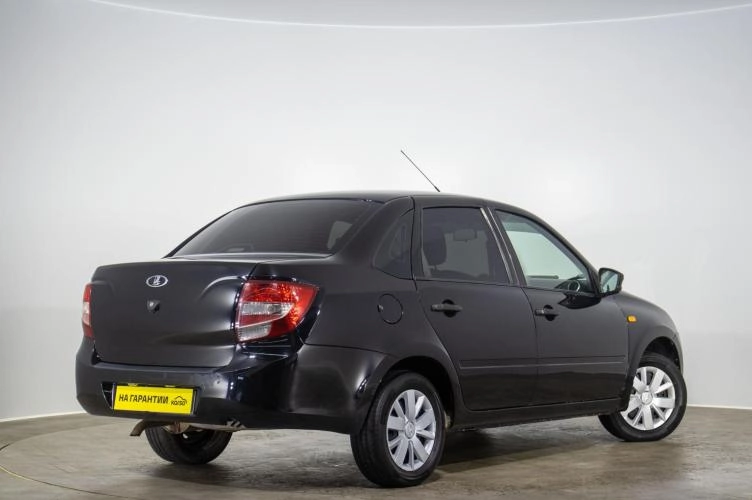 ВАЗ (LADA) Granta 4 из 6