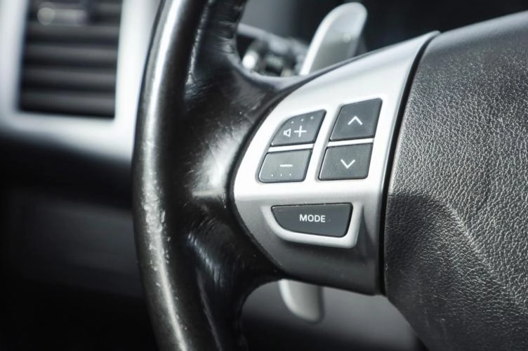 Mitsubishi Outlander 12 из 17
