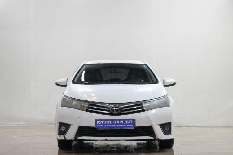 Toyota Corolla 2 из 6