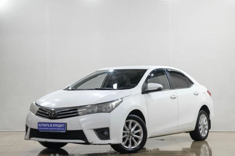 Toyota Corolla 3 из 6