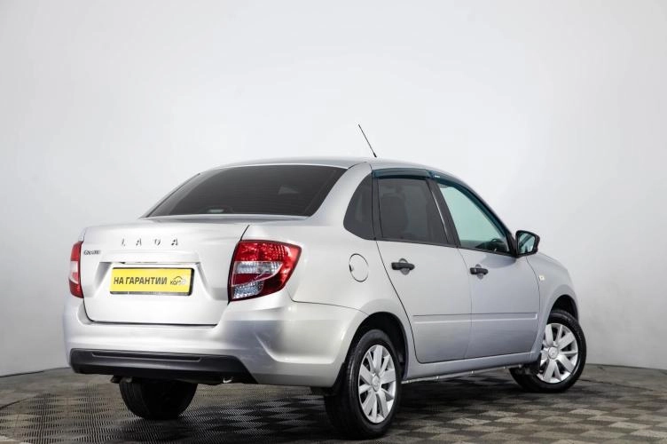 ВАЗ (LADA) Granta 4 из 6