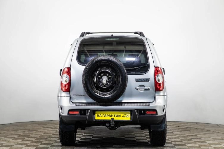 Chevrolet Niva 5 из 6