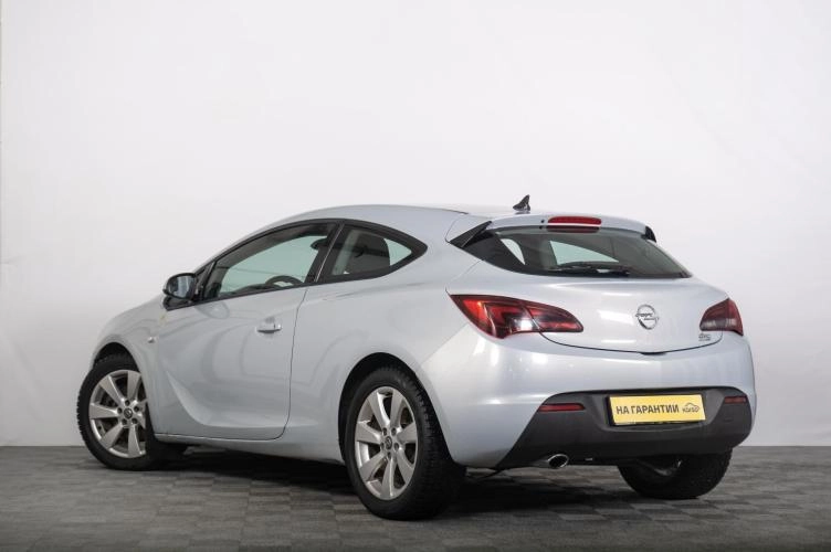 Opel Astra 5 из 6
