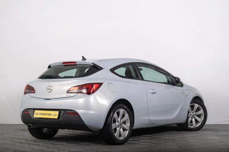 Opel Astra 6 из 6